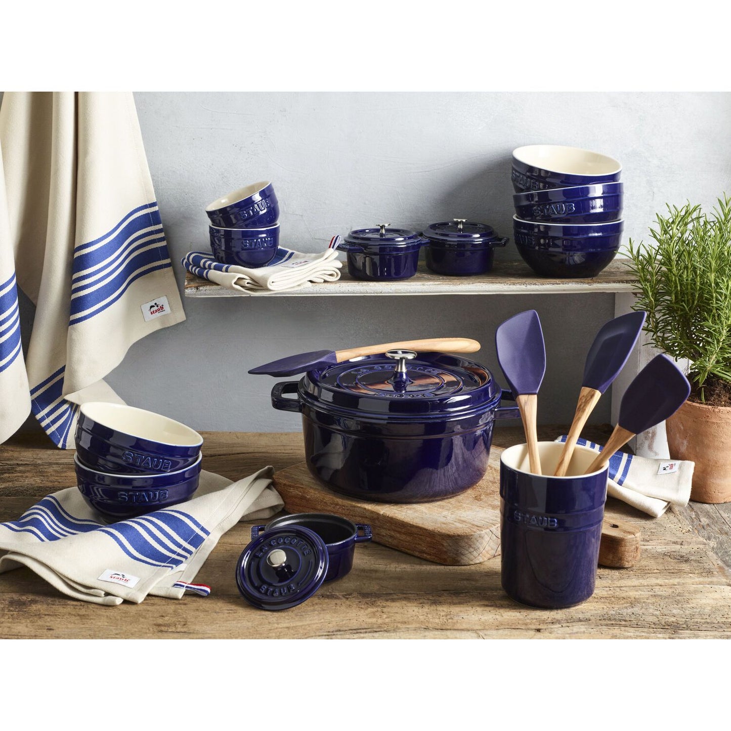 Čuguna katls STAUB LA COCOTTE 20cm 2.2L, zils
