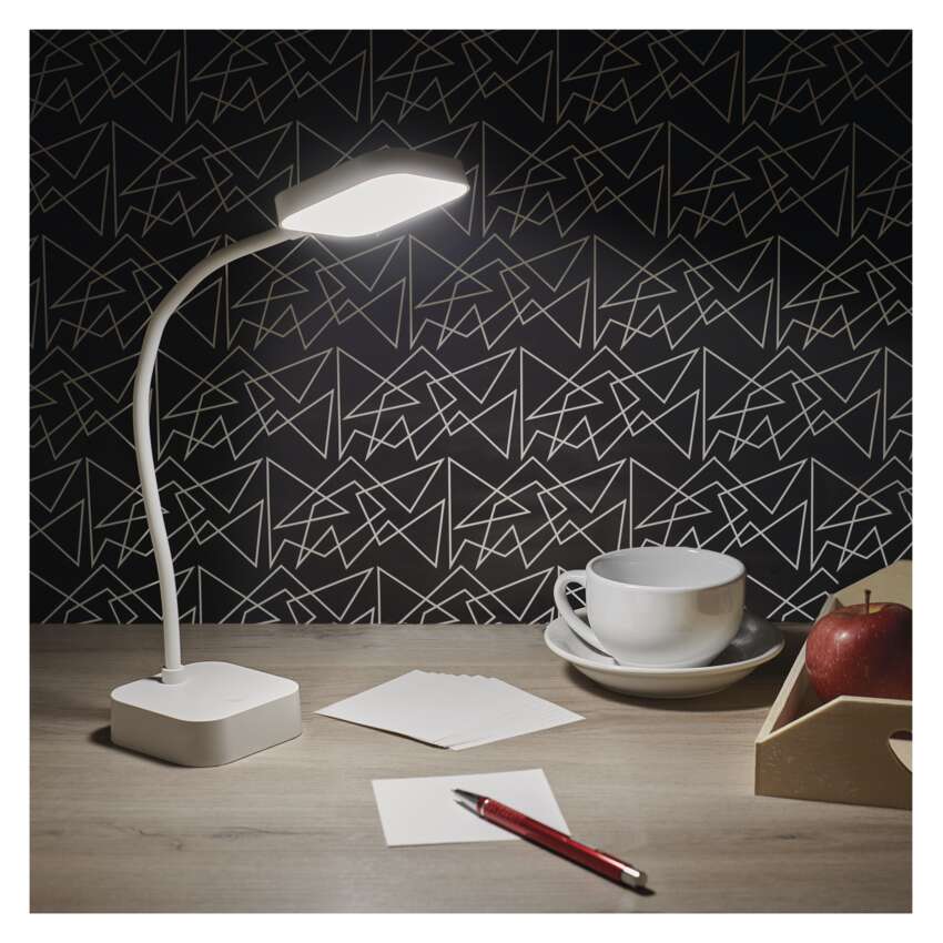 LED galda lampa EMOS EMILY 2W 100lm 5000K USB balta
