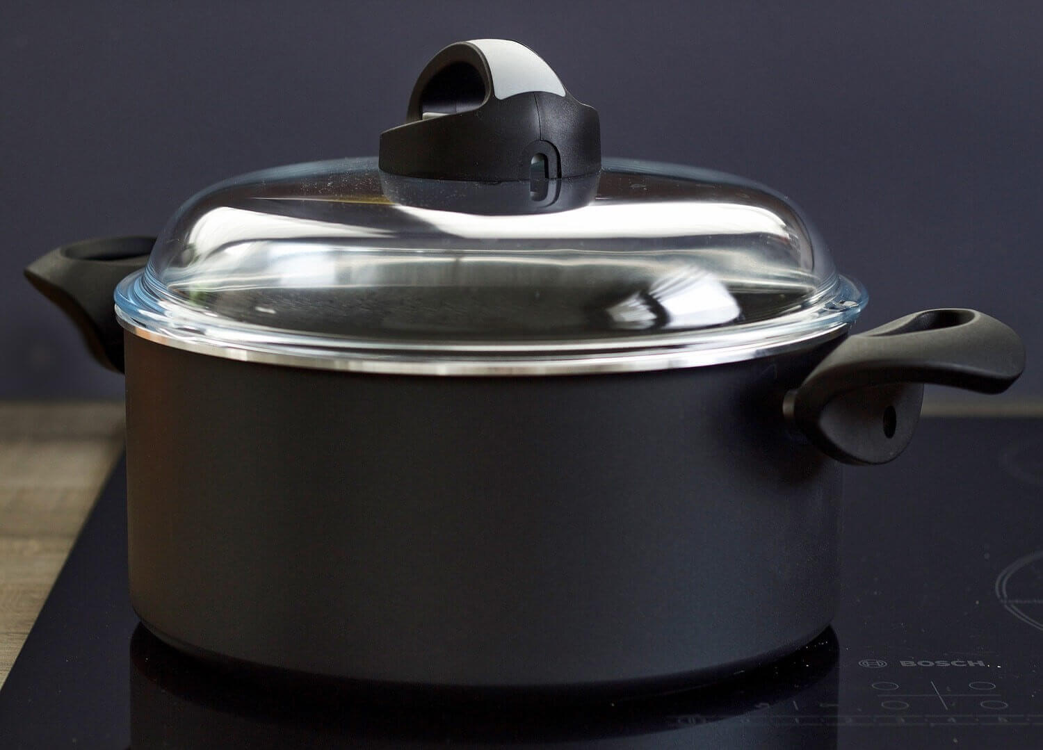 Universāls stikla vāks ar tvaika atveri BALLARINI 26 cm