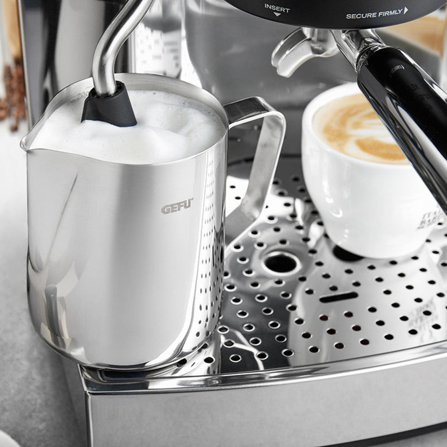 Tērauda piena putojamā krūze GEFU BARISTA 350ml Tērauda piena putojamā krūze GEFU BARISTA 350ml