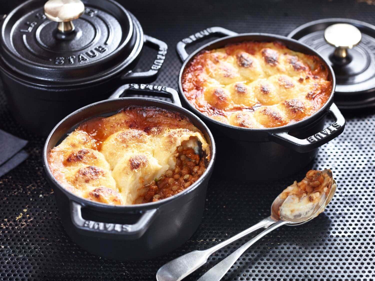 Čuguna katls STAUB La Cocotte Mini 10cm 250ml, melns