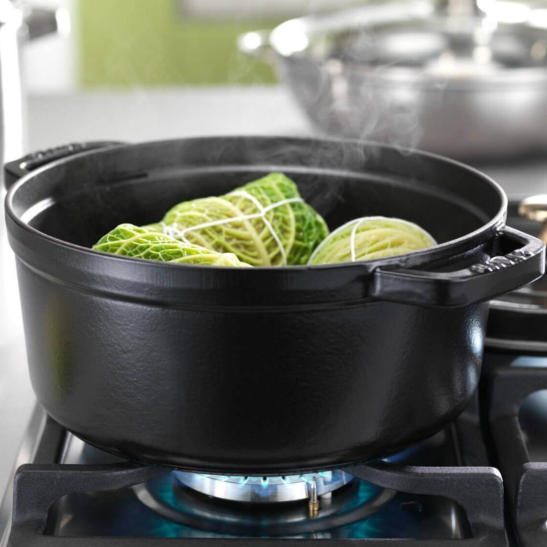 Emaljēts čuguna katls ar vāku Staub 26cm 5.2L Cocotte, melns