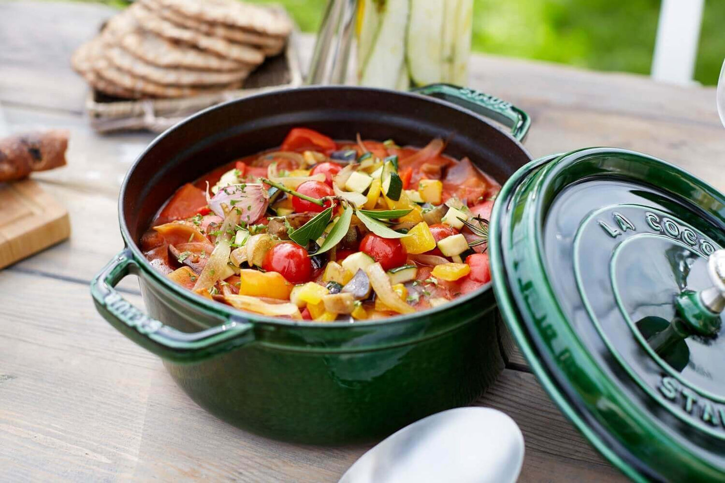 Emaljēts čuguna katls STAUB LA COCOTTE 18cm, 1.7L, zaļš