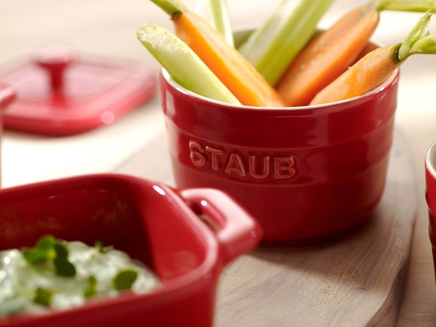 Creme Brulee trauciņi STAUB Ceramique 9cm, 0.2L, 2gab., sarkani