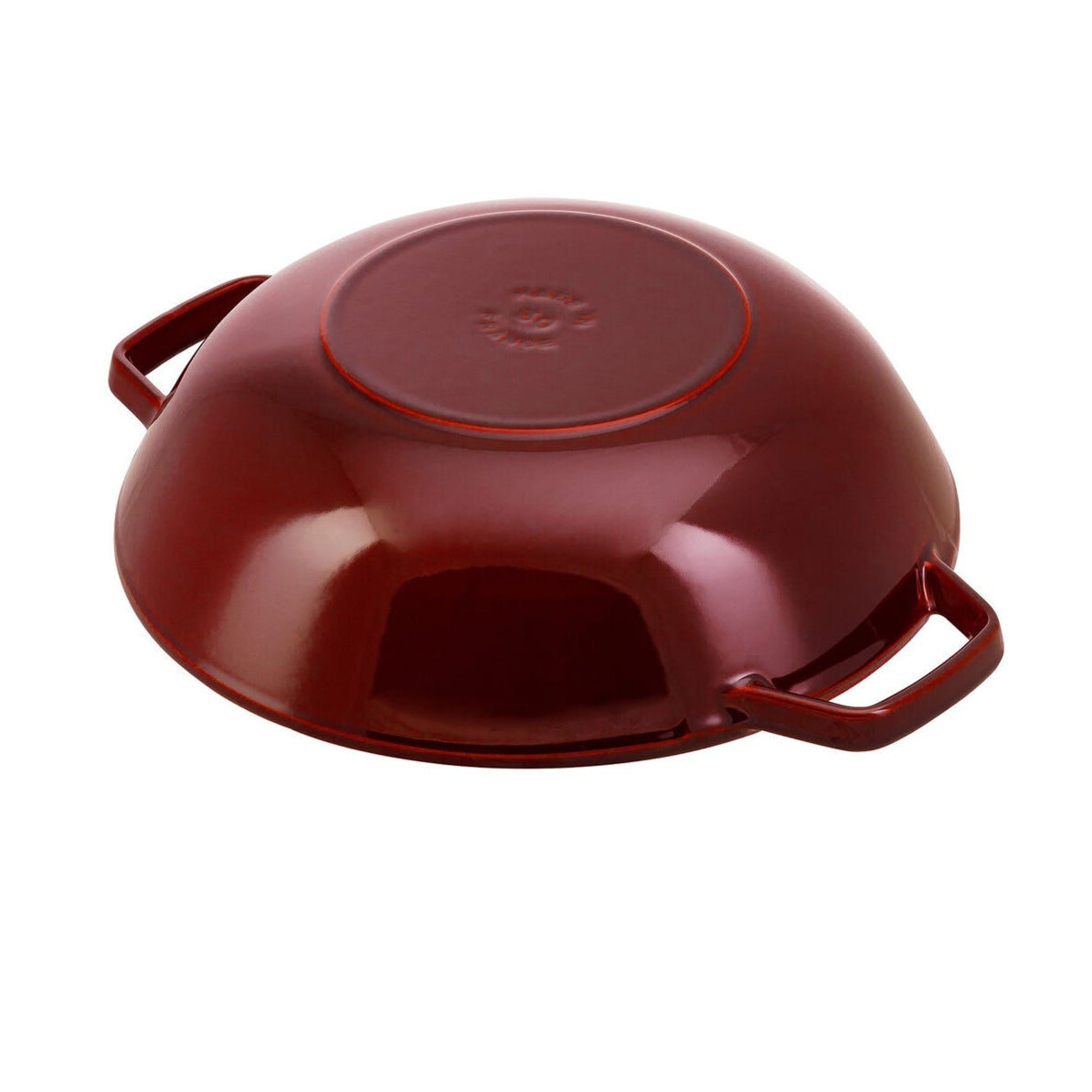 Čuguna WOK panna 30cm STAUB Specialities, ar vāku Čuguna WOK panna 30cm STAUB Specialities, ar vāku