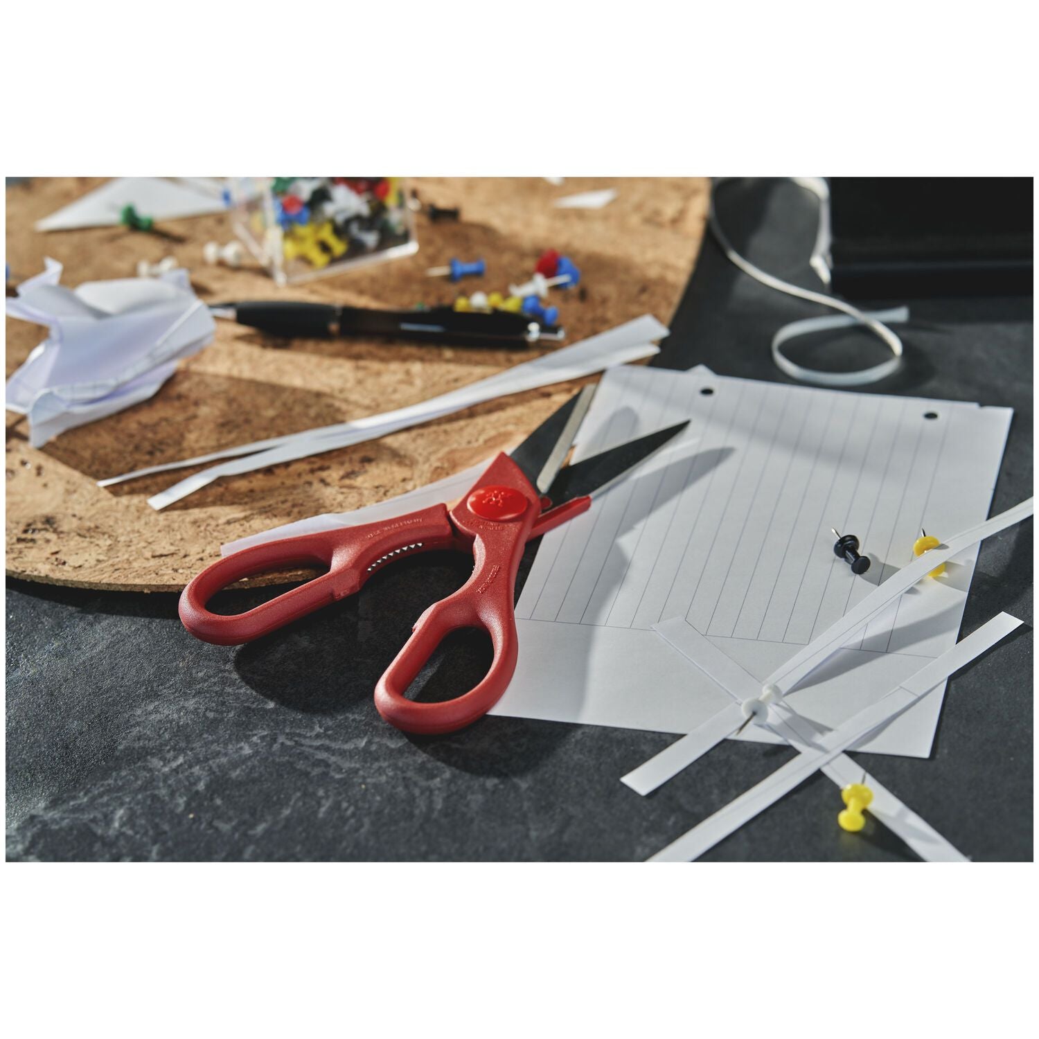 Universālas virtuves šķēres ZWILLING 20cm, sarkanas