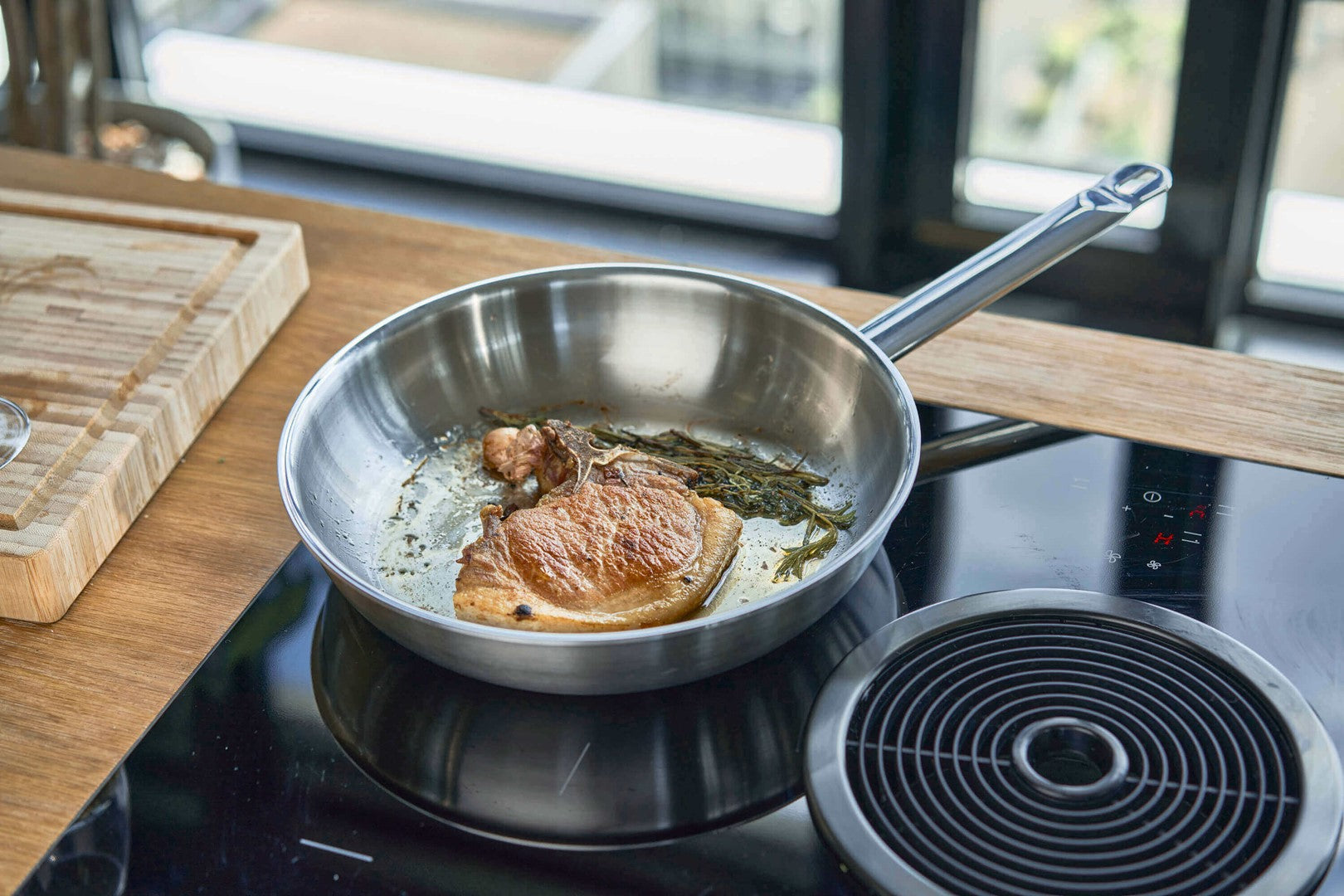 Nerūsējošā tērauda panna ZWILLING PRO 20cm indukcijai