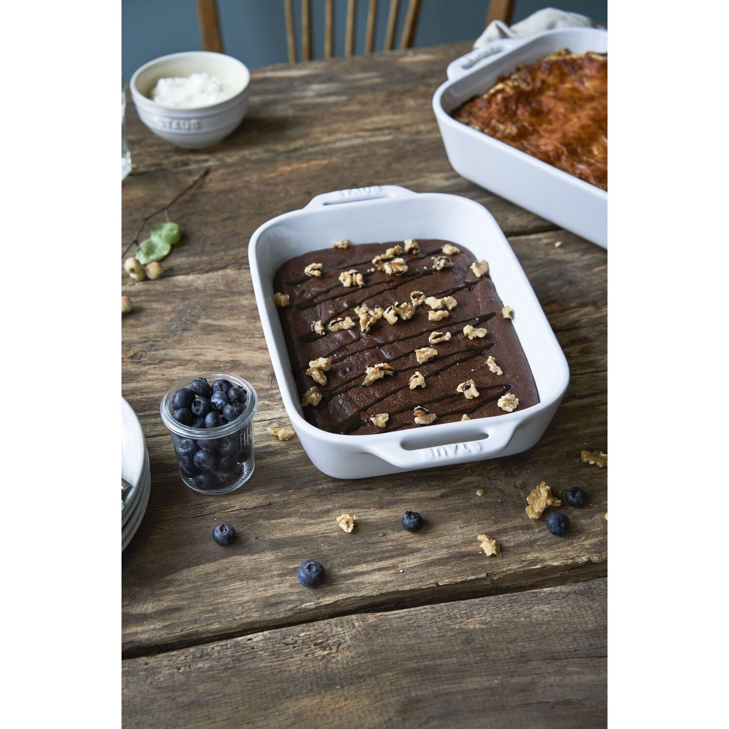 Keramikas cepeškrāsns trauks 2,4L STAUB Ceramique 27 x 20cm