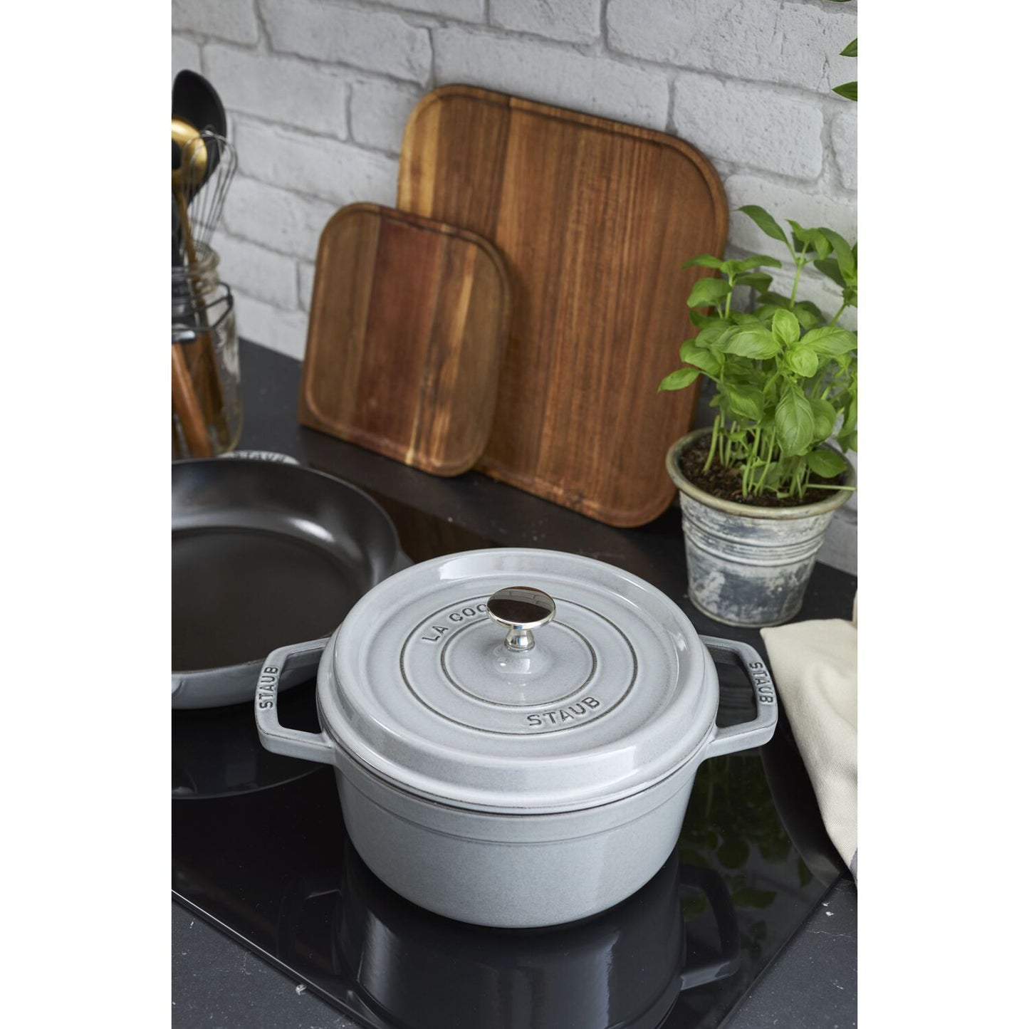 Čuguna katls STAUB LA COCOTTE 20cm 2.2L, pelēks