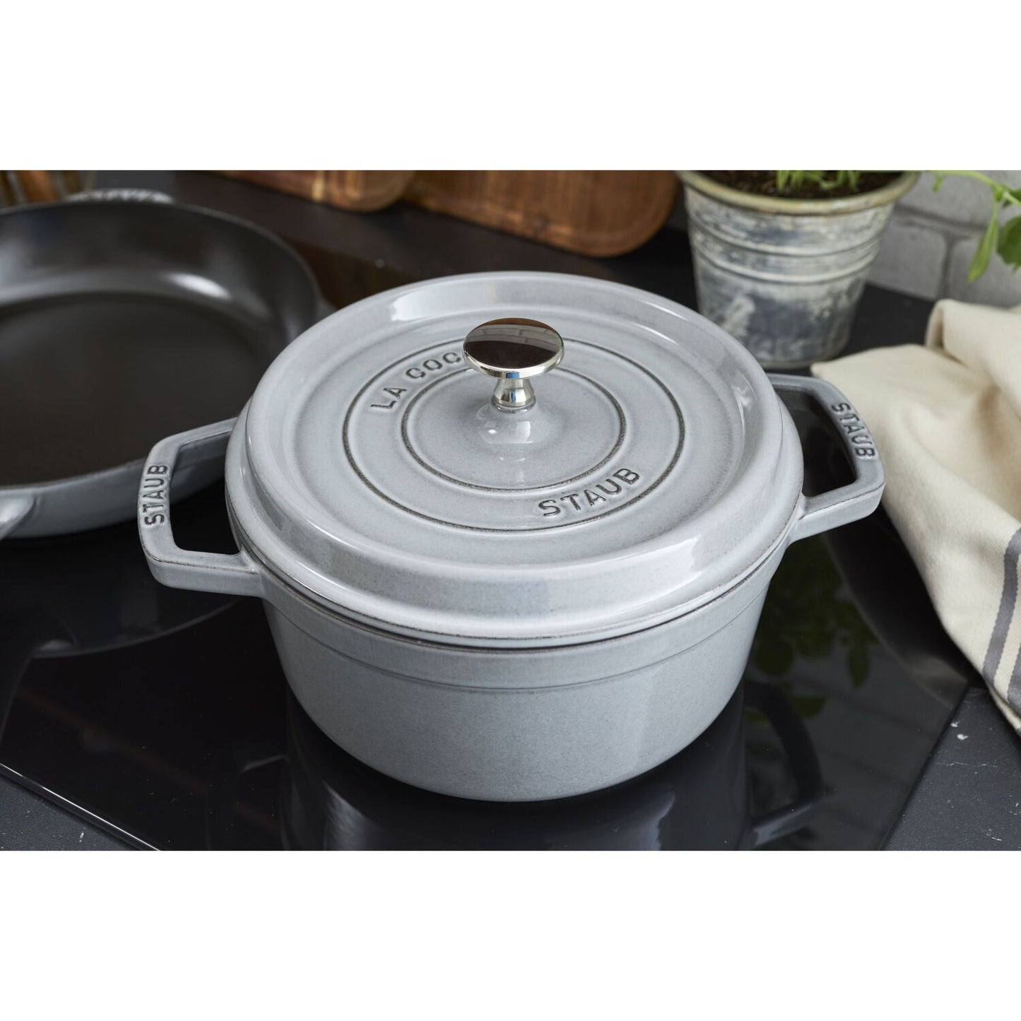 Čuguna katls STAUB LA COCOTTE 20cm 2.2L, pelēks