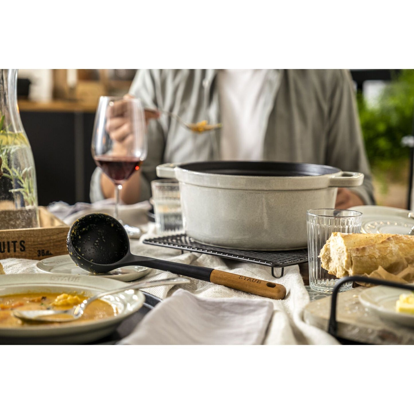 Silikona zupas kauss STAUB 31 cm Silikona zupas kauss STAUB 31 cm