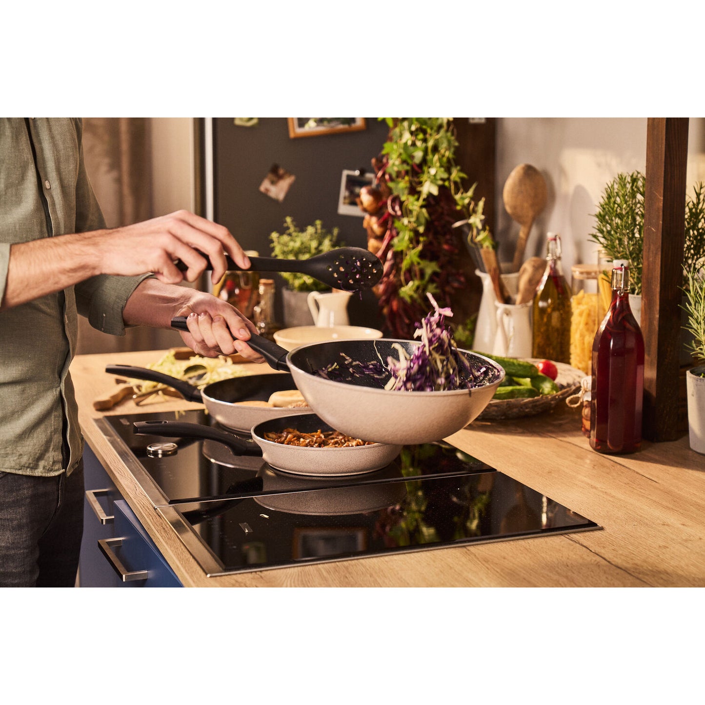 WOK panna 28cm BALLARINI Ledro Ceraforce indukcijai WOK panna 28cm BALLARINI Ledro Ceraforce indukcijai