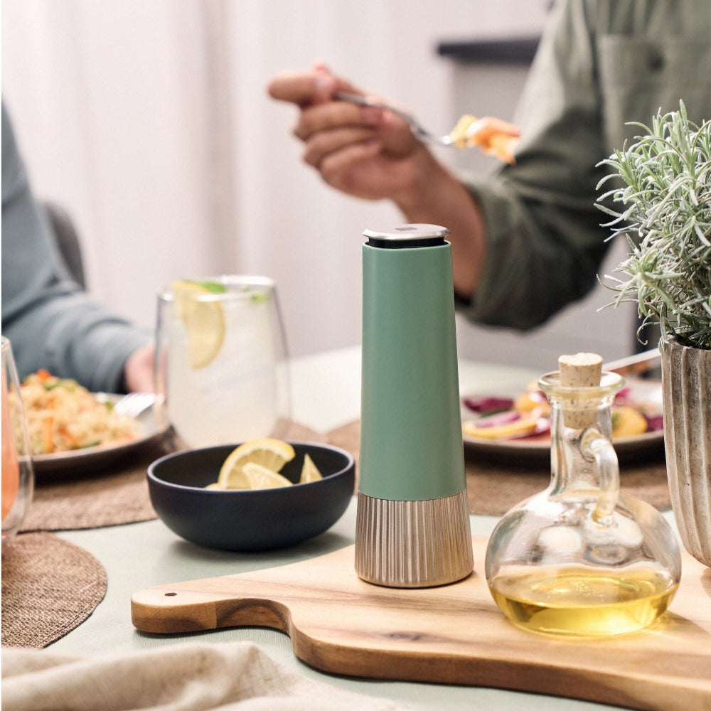 Sāls un piparu dzirnaviņas Zwilling Spices, zaļas 19cm