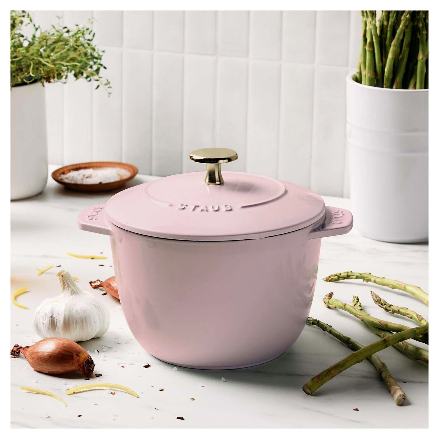 Čuguna rīsu vārāmais katls 16cm Staub La Cocotte 1.75L Čuguna rīsu vārāmais katls 16cm Staub La Cocotte 1.75L