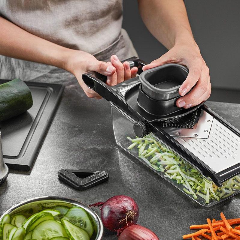 Salmiņu žuljena rīve un šķēlētājs ar trauku GEFU COLLECT