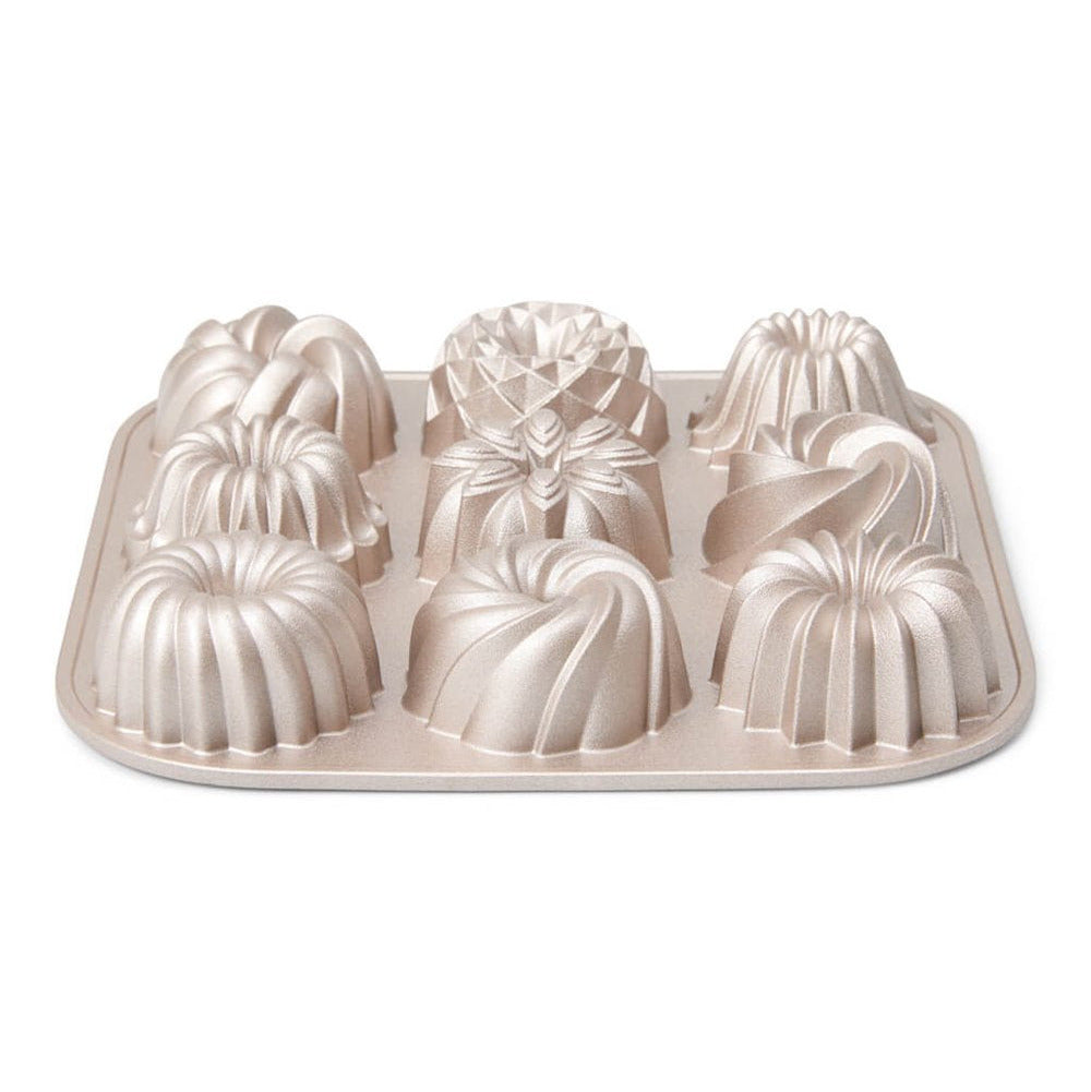 Baking pan for 9 Bundt cakes Patisse Premium 24 x 24cm Cepešpanna 9 Bundt kūciņām Patisse Premium 24 x 24cm