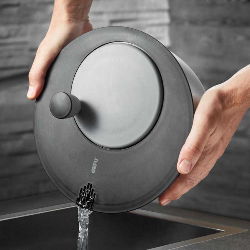 Salātu žāvētājs ar tērauda bļodu GEFU ROTARE, Ø 24cm, 3.0l Salātu žāvētājs ar tērauda bļodu GEFU ROTARE, Ø 24cm, 3.0l