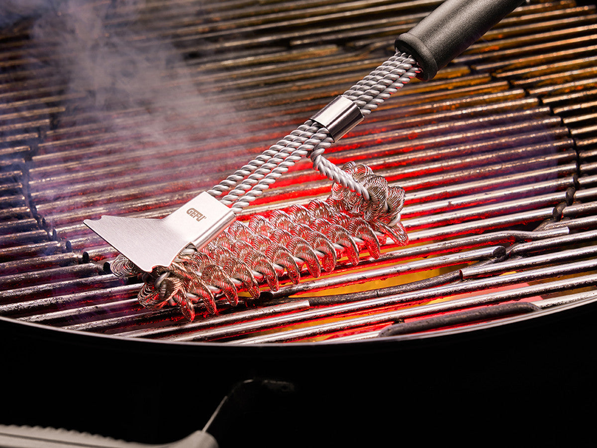 Grila birste GEFU BBQ ar trīskāršu no tērauda stieplēm austu suku