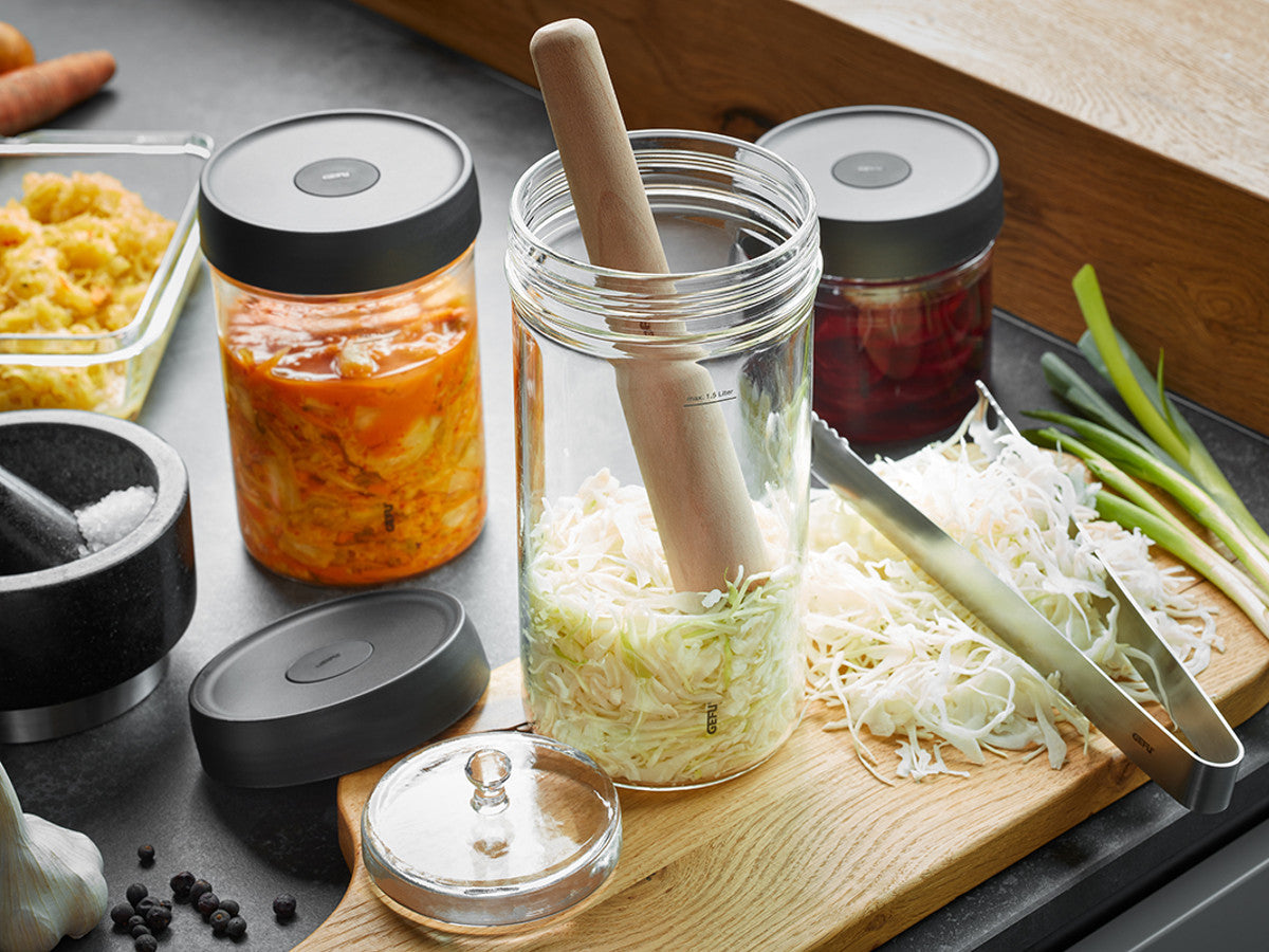 Komplekts dārzeņu fermentēšanai GEFU NATIVO, trauks ar piederumiem Komplekts dārzeņu fermentēšanai GEFU NATIVO, trauks ar piederumiem