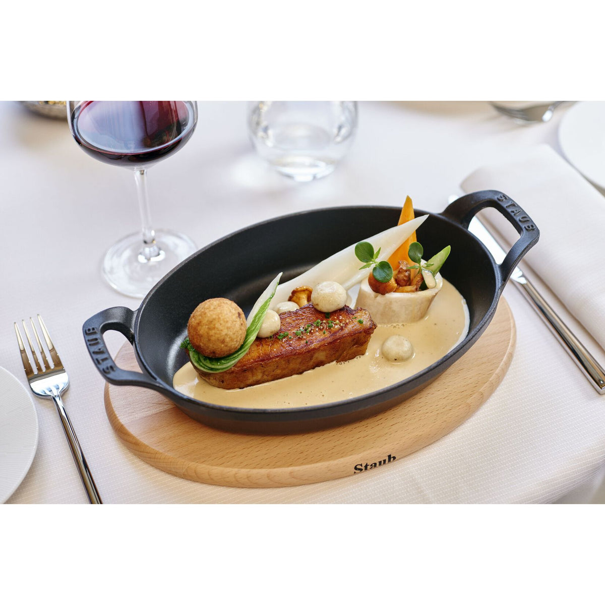 STAUB Specialities ovāls cepamtrauks 24 x 16 cm