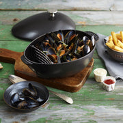 Ovāls čuguna mīdiju katls STAUB Specialities 2.0L
