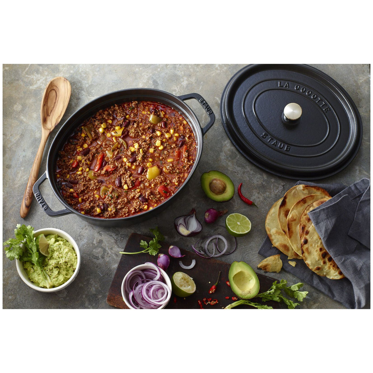 STAUB La Cocotte ovāls čuguna katls 17 cm, 1.0L