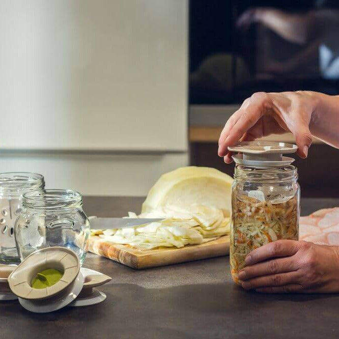Fermentation Jar with Lid and Flexible Weight Plastia 0.75L