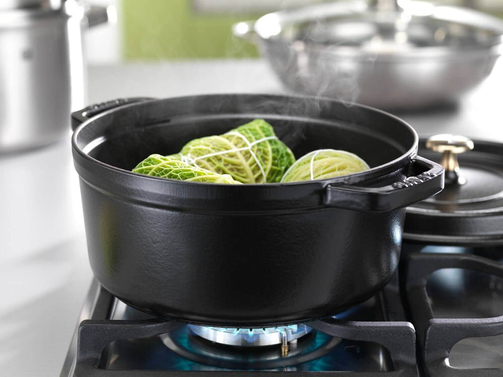 Čuguna katls STAUB LA COCOTTE 30cm 8.35 L, melns