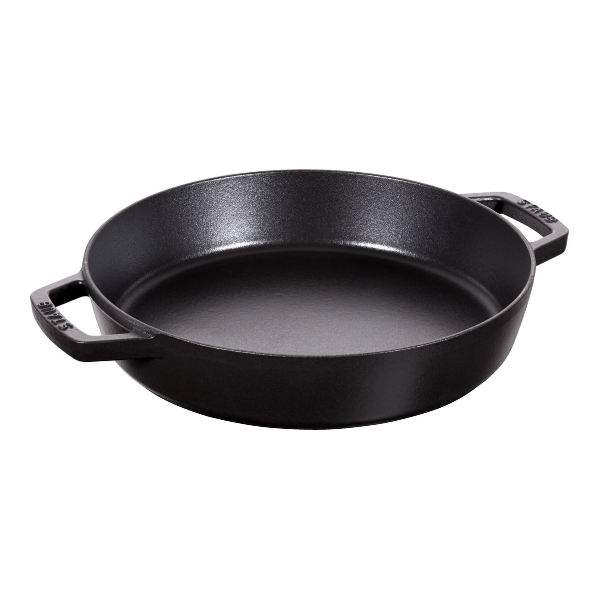 STAUB  čuguna panna ar diviem rokturiem 26 cm, melna