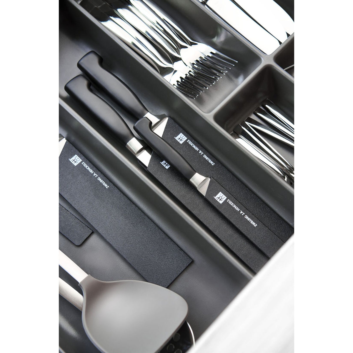 ZWILLING naža asmens aizsargapvalks 27 cm