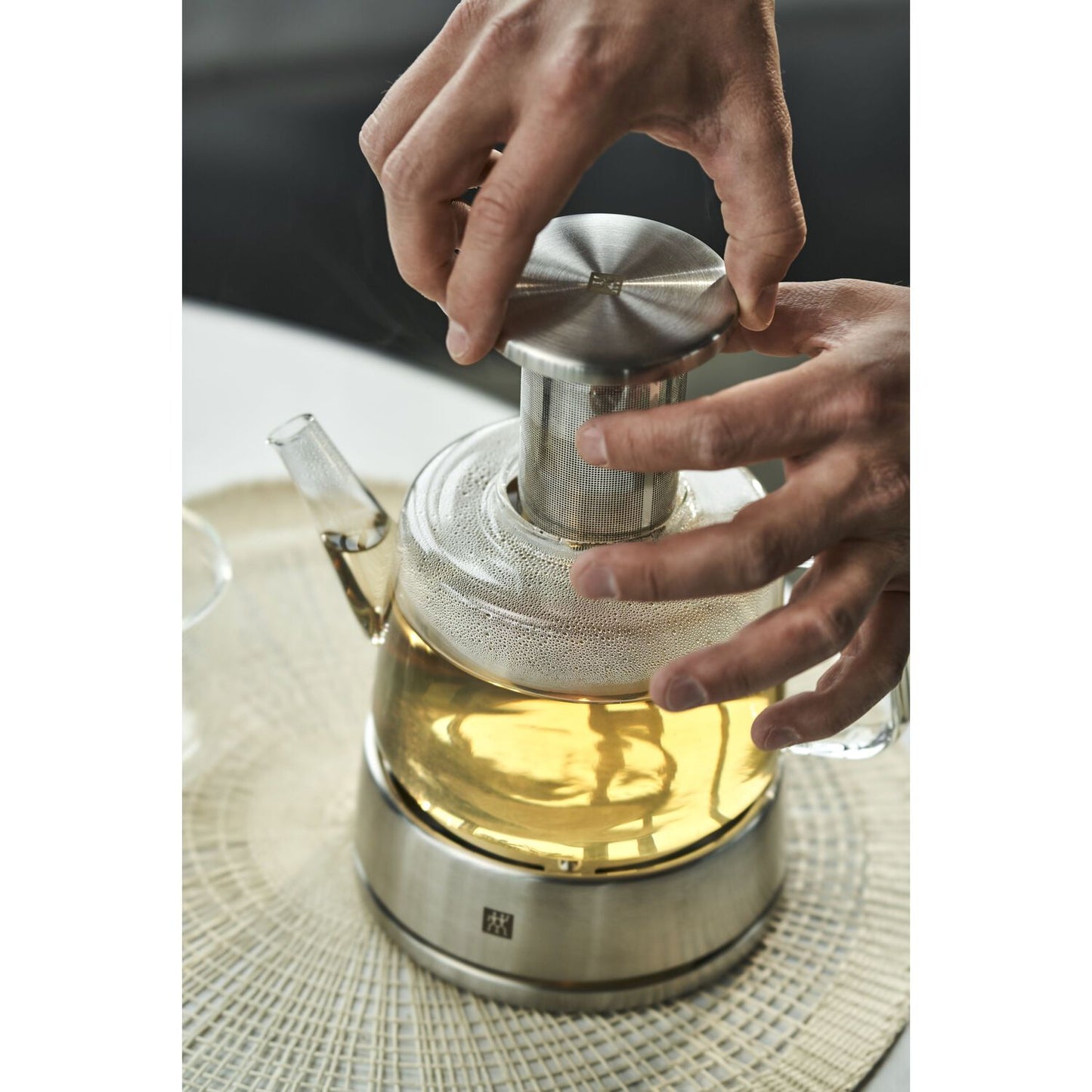 Stikla tējas uzlejamā kanna ar sildītāju Zwilling Sorrento 800ml