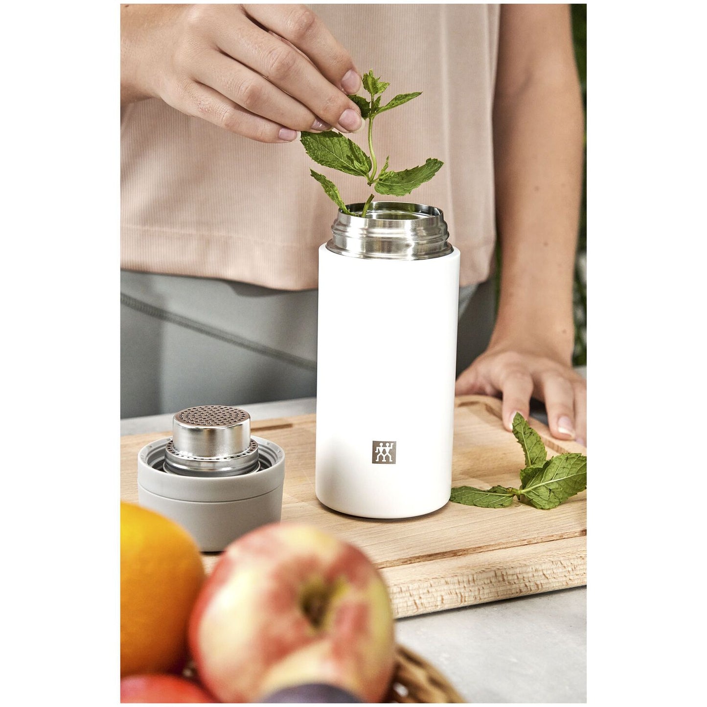 Termokrīze ar izņemamu tējas sietiņu ZWILLING THERMO 420ml balta