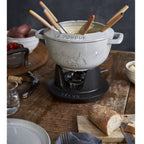 STAUB Specialities čuguna fondī komplekts 20 cm, White Truffle ar kalnu rakstu