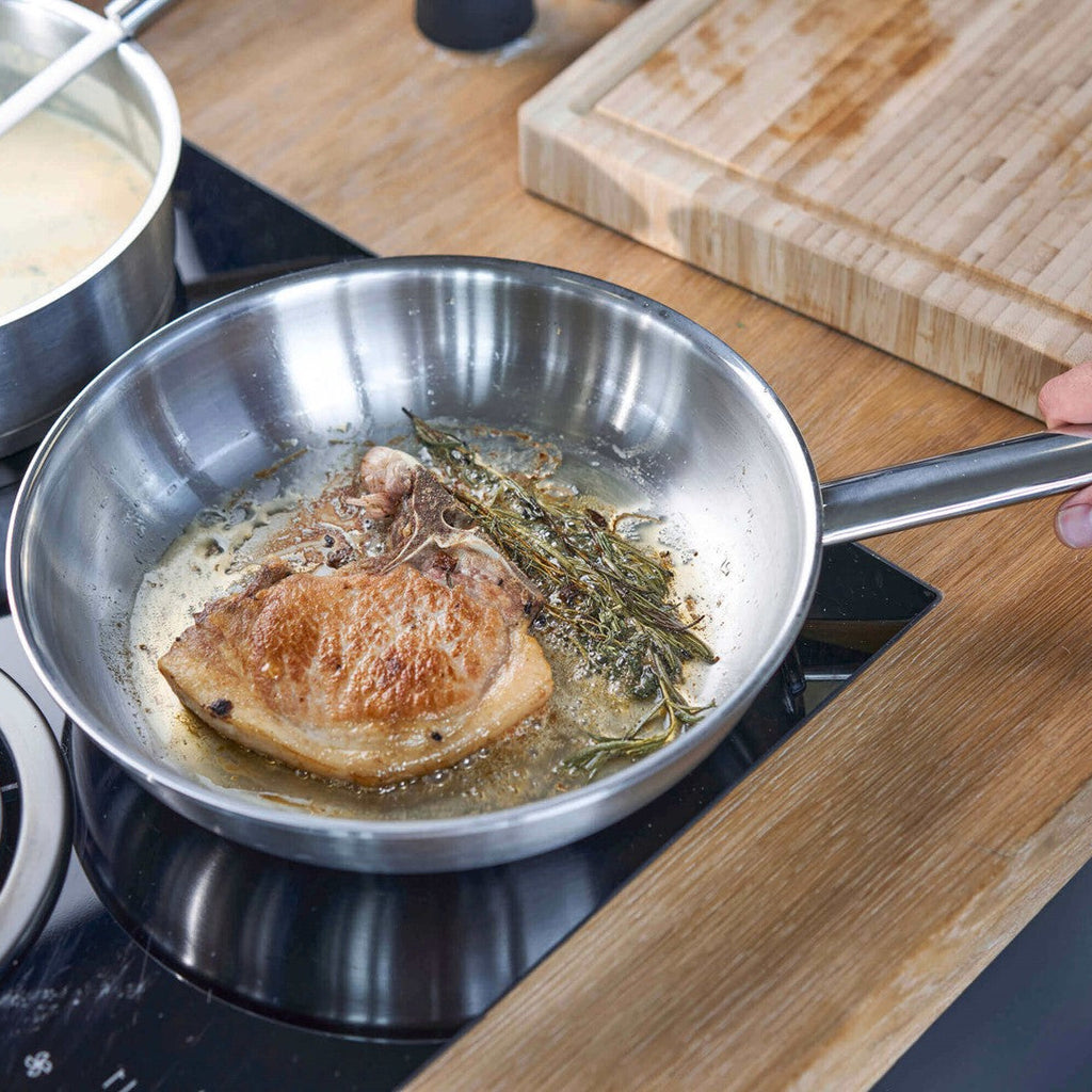 Nerūsējošā tērauda panna ZWILLING PRO 26cm indukcijai