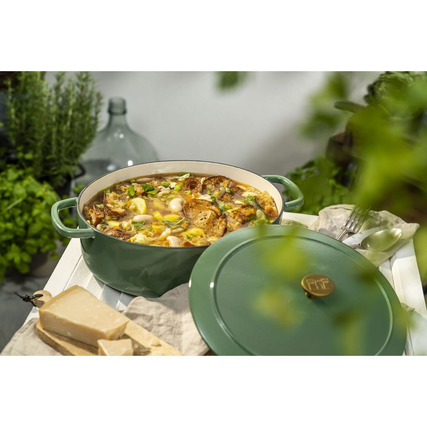 Čuguna sautējamais katls ar vāku Ballarini BELLAMONTE 4.5l zaļš, ovāls