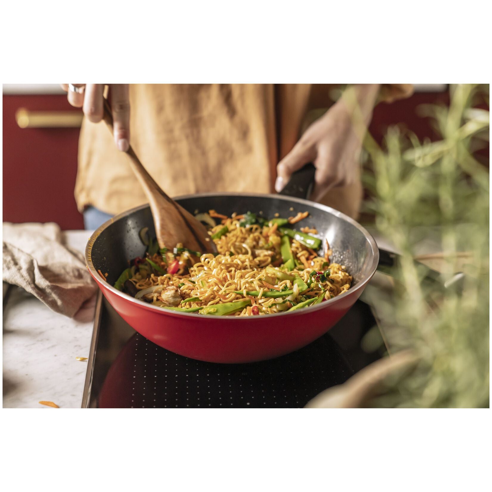 Indukcijas WOK panna Ballarini Caprera 28cm - kilidi.lv