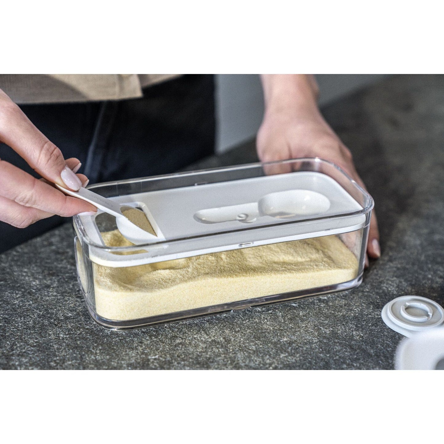 Vakuuma konteiners 21cm ZWILLING FRESH & SAVE Cube Box 2M 1.8L