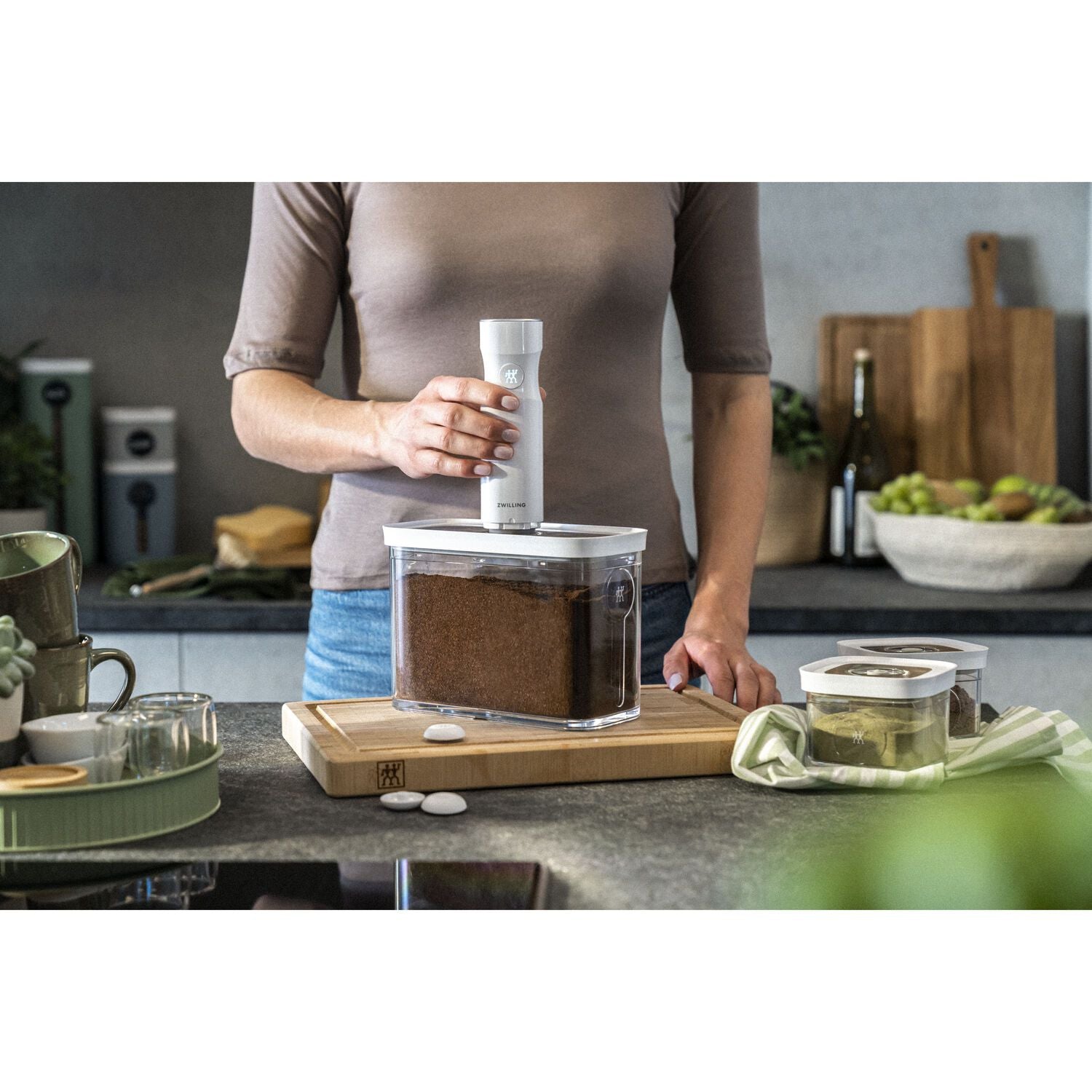 Vakuuma konteiners 21cm ZWILLING FRESH & SAVE Cube Box 2M 1.8L