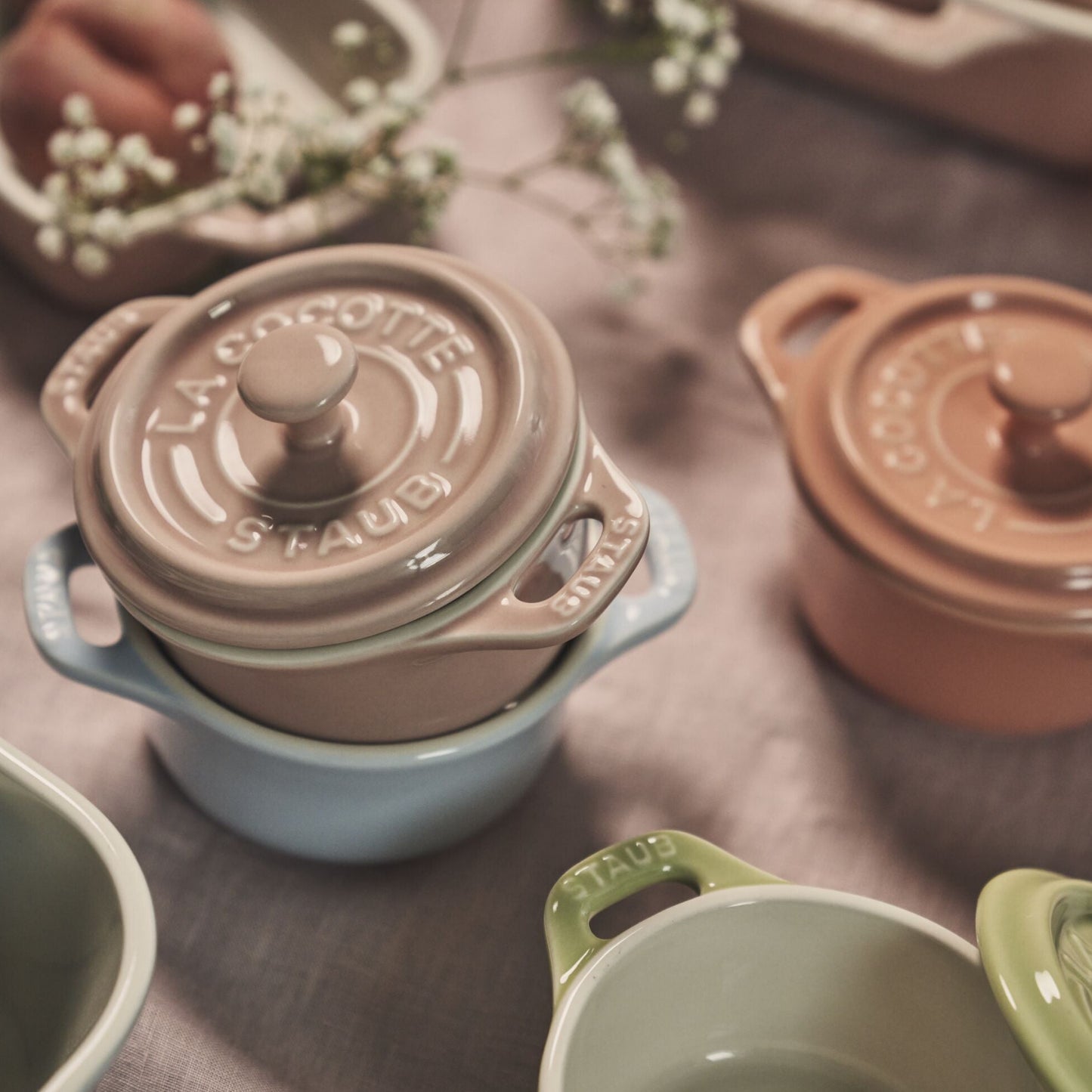 Mini kokotes STAUB Ceramique macaron 6gab. x 10 cm, 0.2L keramika
