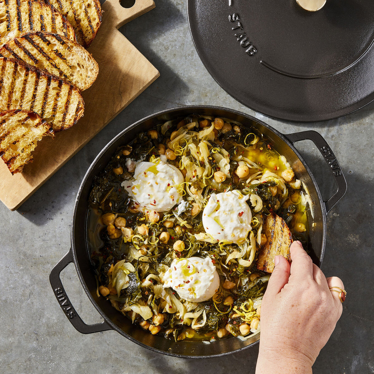 Čuguna dziļā panna 28cm STAUB Braisers Chistera Saute ar vāku