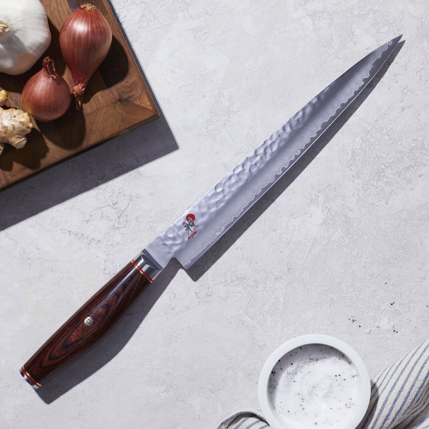 Sujihiki nazis Miyabi Artisan 6000MCT, 24cm