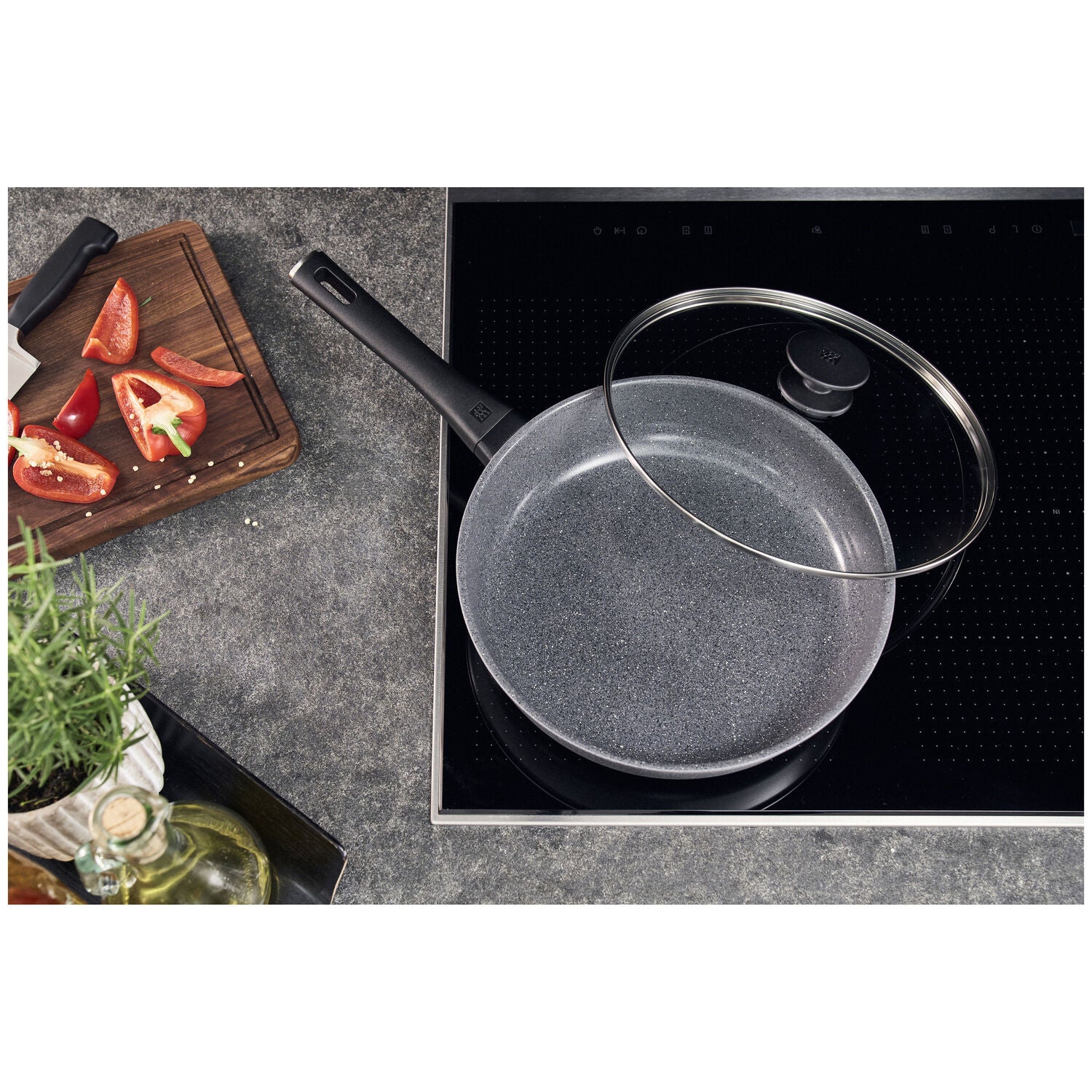 Šmorpanna ar titāna stiprinātu keramikas pārklājumu 28cm ZWILLING Terreno Plus