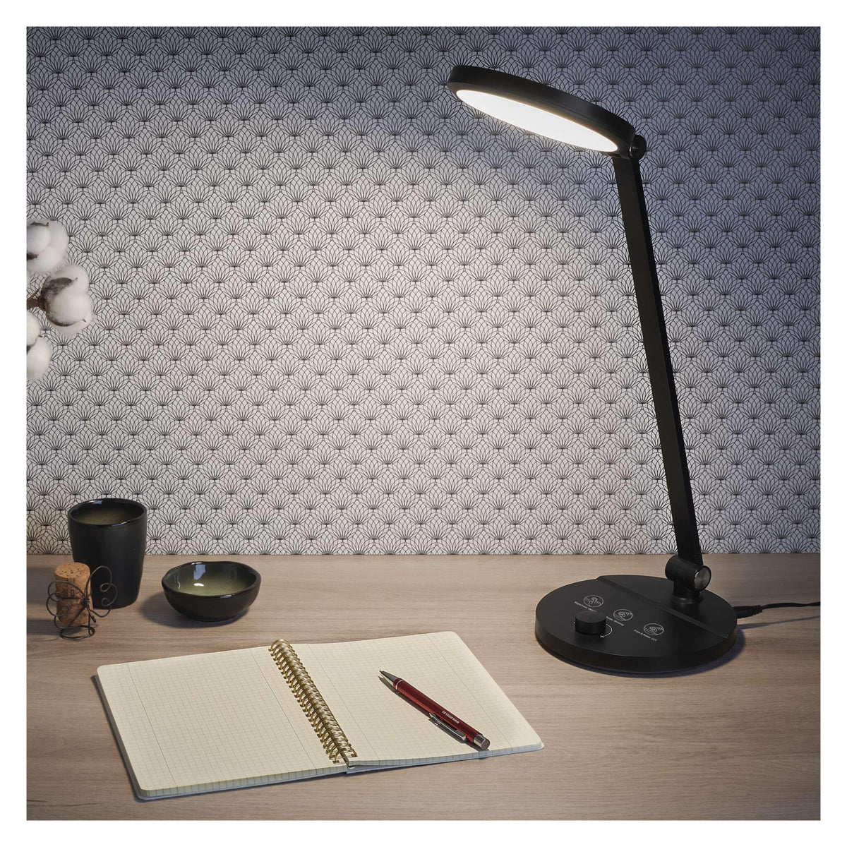 LED galda lampa EMOS CHARLES 7.6W 550lm IP20 3K/4K/6K melna
