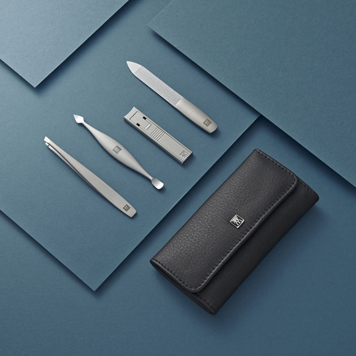 ZWILLING Premium manikīra un pedikīra komplekts 4 gab., melnā ādas maciņā