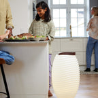 Kooduu Synergy 65 lampa ar skaļruni un vīna dzesētāju