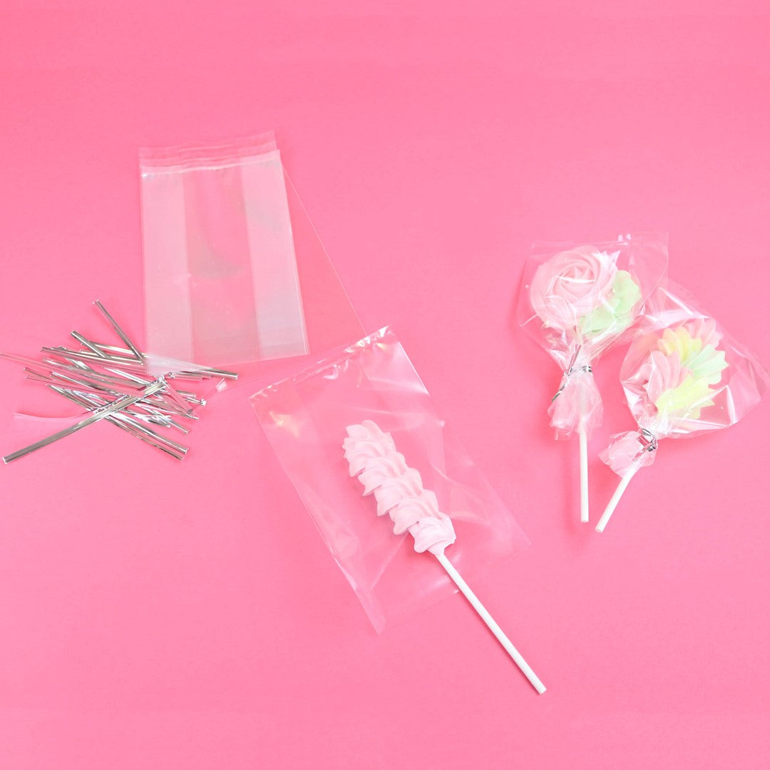 Caurspīdīgi maisiņi saldumiem uz kociņa 152 x 95mm PME Cake LollyPop Bags 25gab