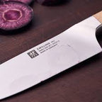 Kompakts šefpavāra nazis Zwilling PRO Wood 14cm
